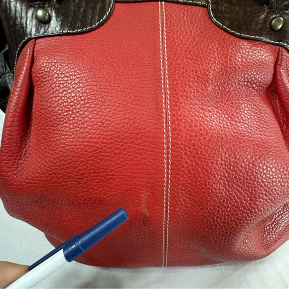 Puntotres Red Leather Large Rounded Satchel Hand Bag - Picture 5 of 12